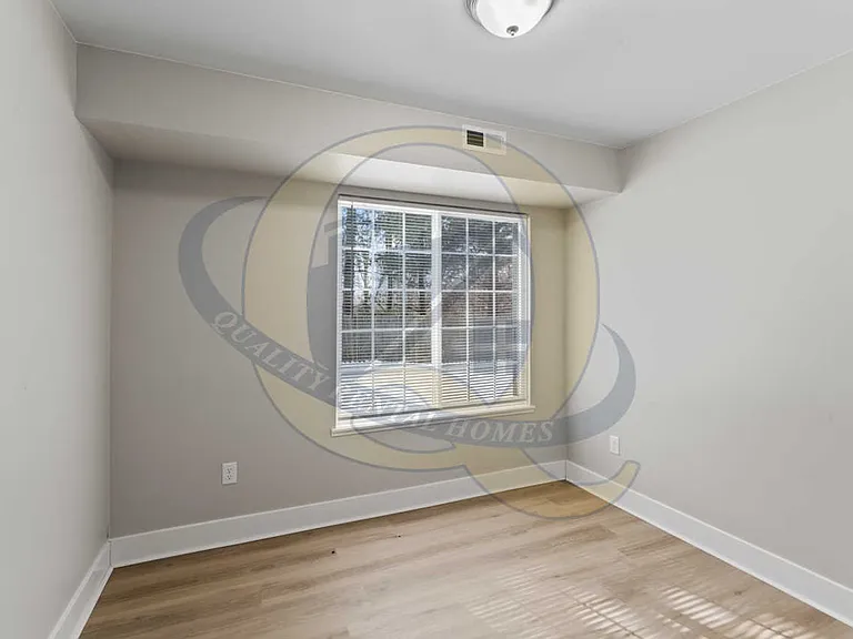 5200 N Genesee Rd — Photo 34
