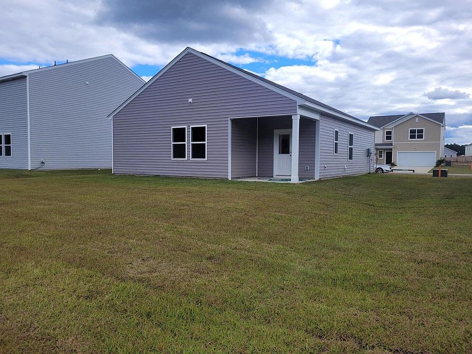 2nd image of 105 Forbes Rd