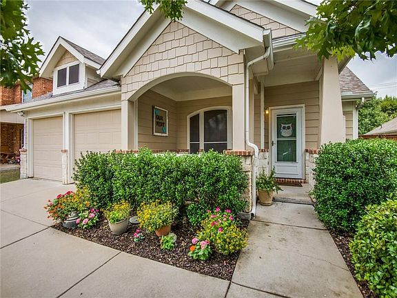 4th image of 9816 Tyler Dr