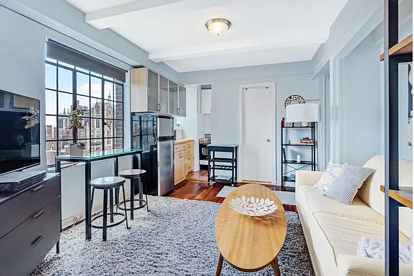 Rented by Level Group | media 60