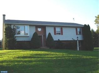 1658 Bush Rd, Cochranville, PA 19330