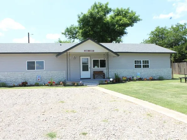 3139 Janet Ln, Harrah, OK 73045