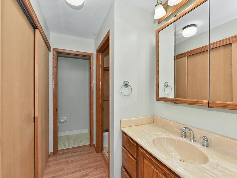 5700 W Wahner Ave #101 — Photo 6
