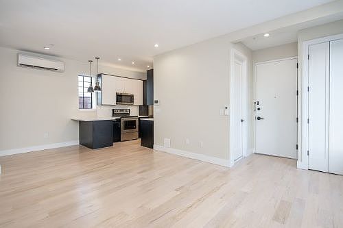3rd image of 609 Communipaw Ave #27E