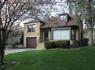 6625 N Caldwell Ave, Chicago, IL