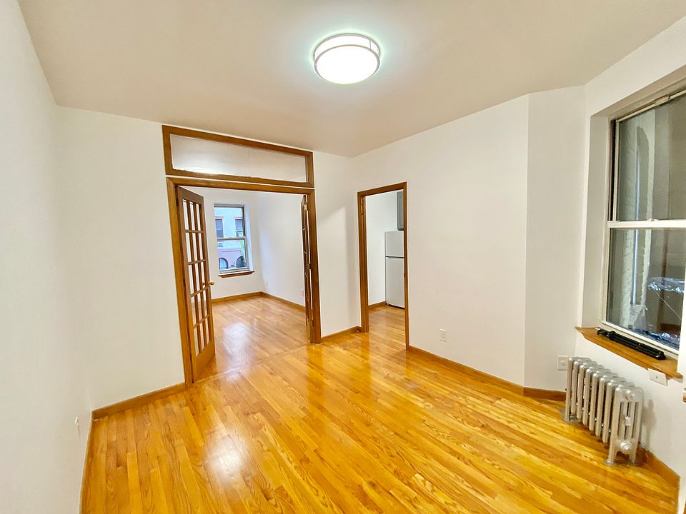 1st image of 328 E 9th St APT 3