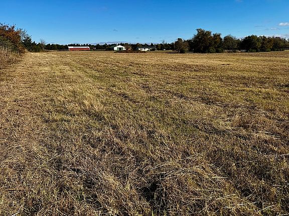 4th image of 0 Henley Ave