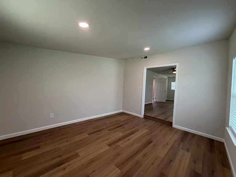 6812 Lakeside Dr — Photo 19