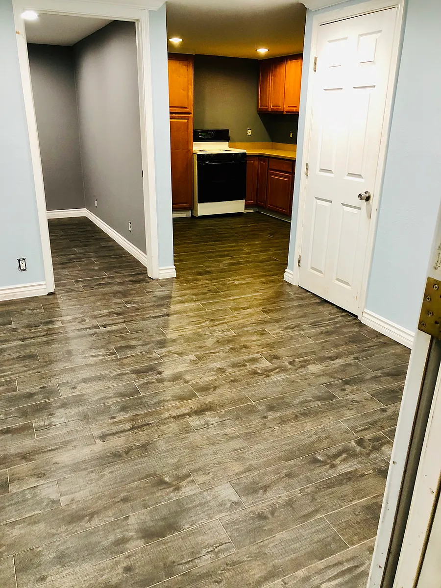 Living Room/KItchen View - 2808 Glenview Ave