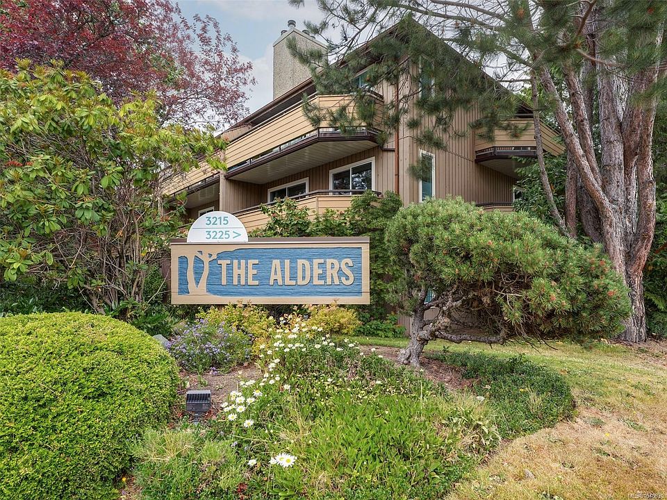 1st image of 3215 Alder St #111