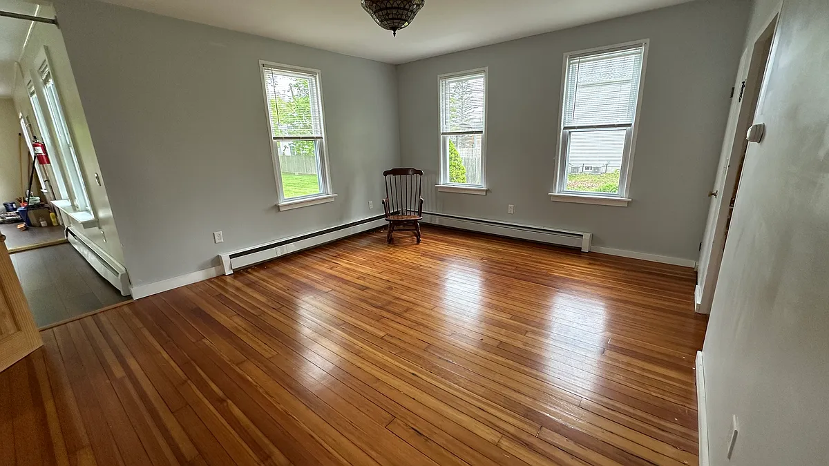 Building Photo - 3560 Kingstown Rd #1