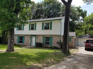 7010 Falling Waters Dr, Spring, TX 77379