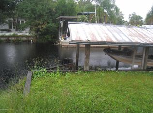 119 Pine St, Satsuma, FL 32189