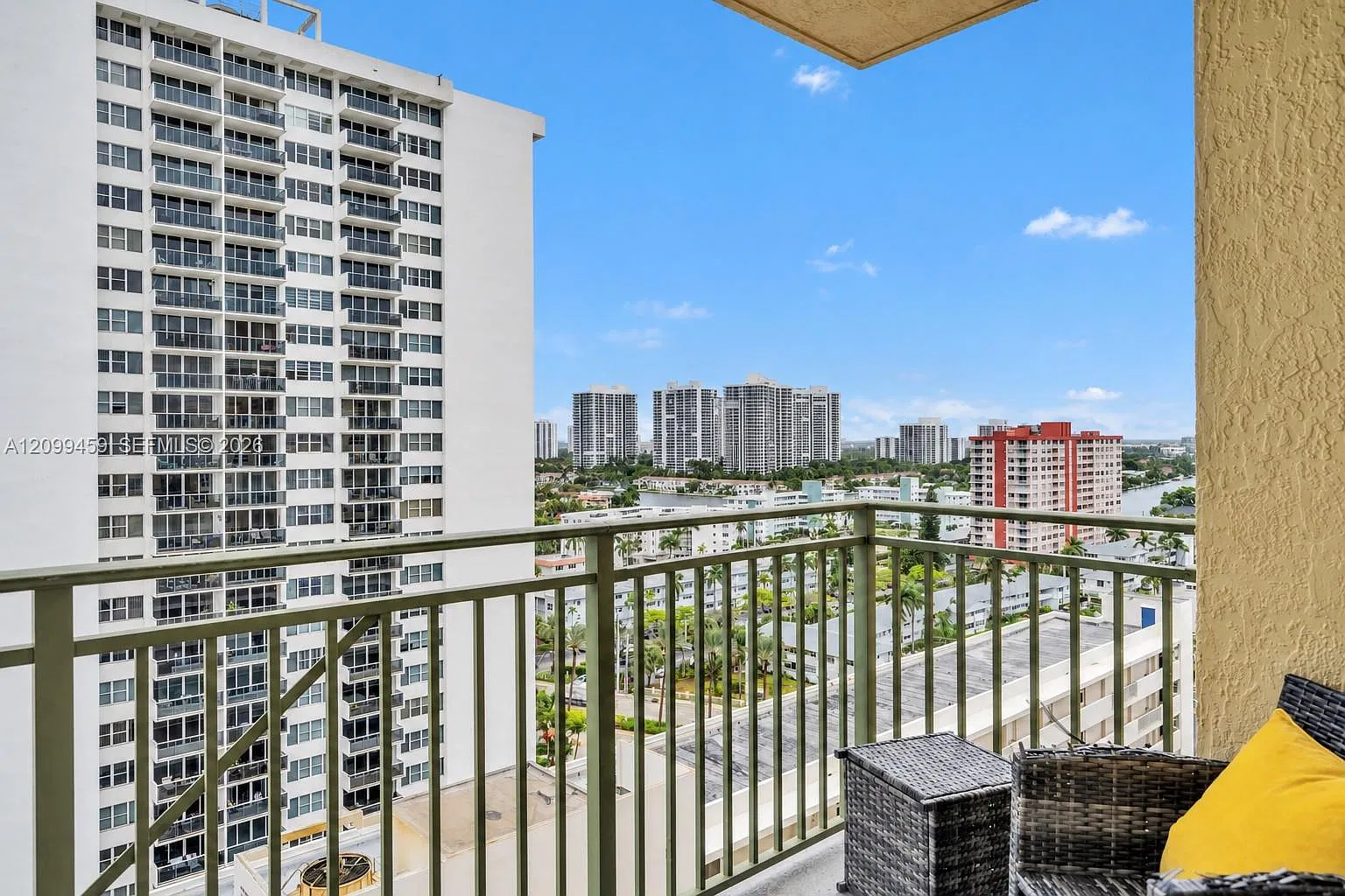 2080 Ocean Drive Condo — Photo 3