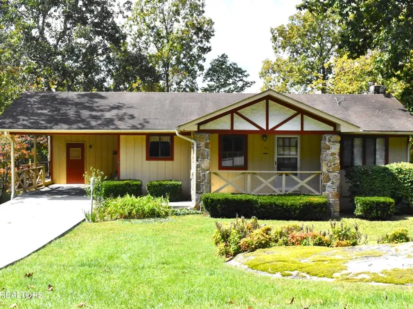 143 Lakeshire Dr, Crossville, TN 38558