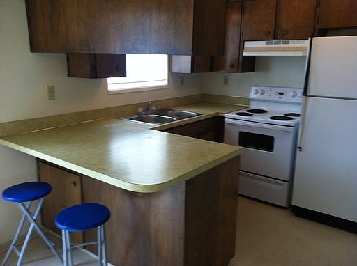 5th image of 167 Lincoln St APT 26
