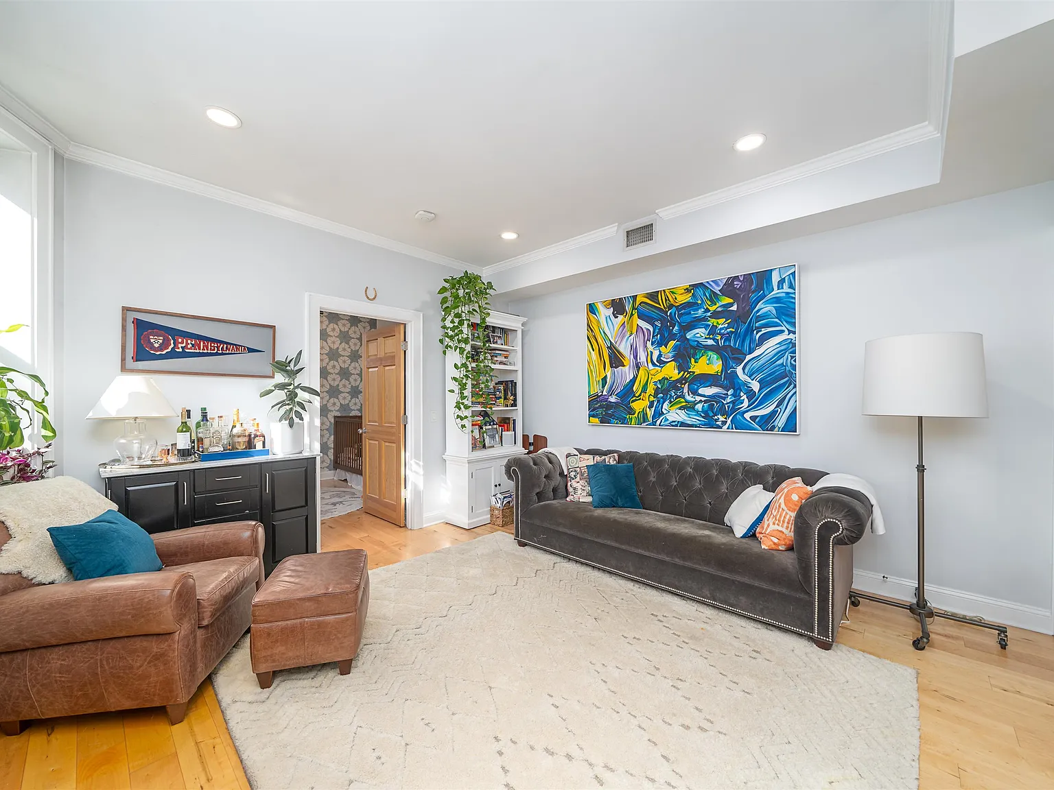 2 bed, 1.0 bath, 964 sqft, $4,300 — Photo 4