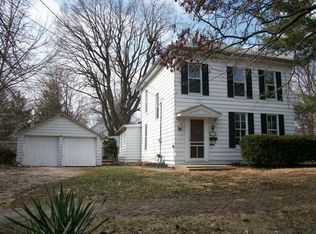 539 S Kosciusko St, Jacksonville, IL 62650