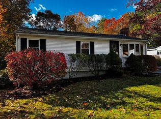 6 Evan Rd, Pembroke, MA 02359
