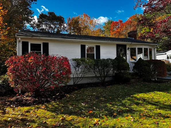 6 Evan Rd, Pembroke, MA 02359