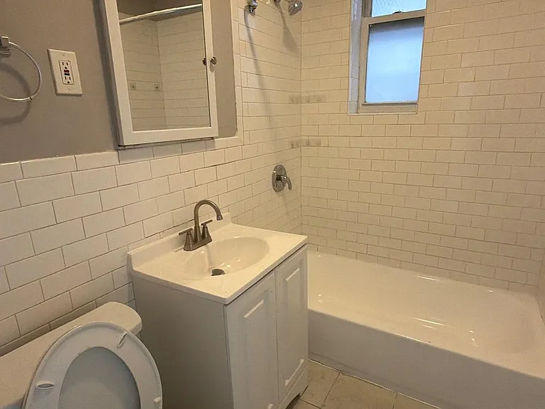 1151 Grant Ave #1 — Photo 9