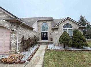 47040 W Wayford Dr, Shelby Township, MI 48315
