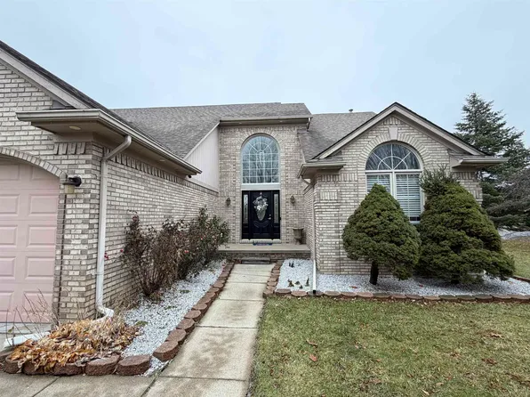 47040 W Wayford Dr, Shelby Township, MI 48315
