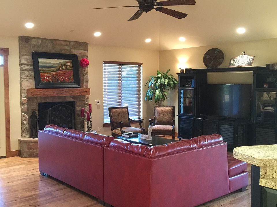 1st image of 2672 E Lincoln Ln