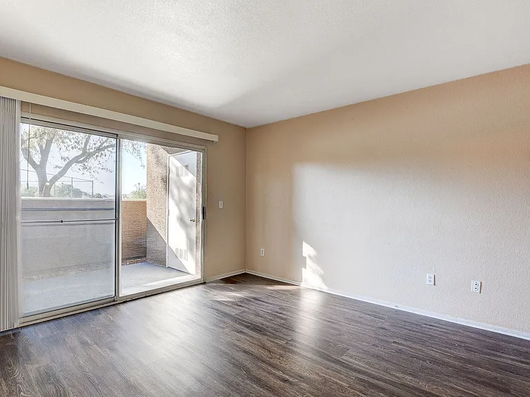 8070 W Russell Rd #1064-11 — Photo 6