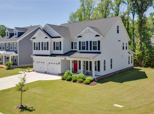 2921 Bluegrass Ln, Virginia Beach, VA 23453