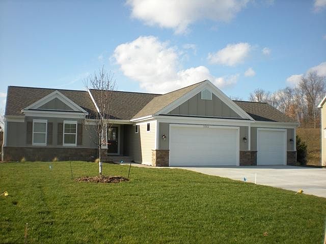 1st image of 2562 Orange Ct