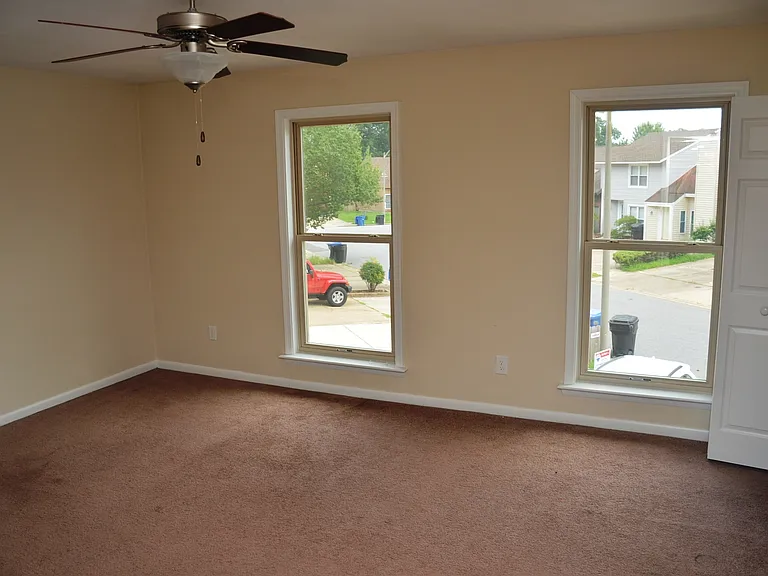 445 Benlea Cir — Photo 17