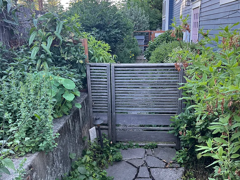 4031 SW Alice St — Photo 3