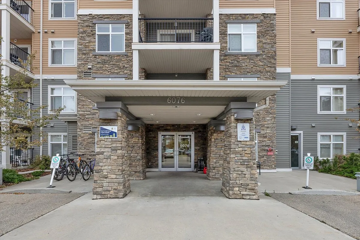 Building Photo - 6076 Schonsee Way NW #326