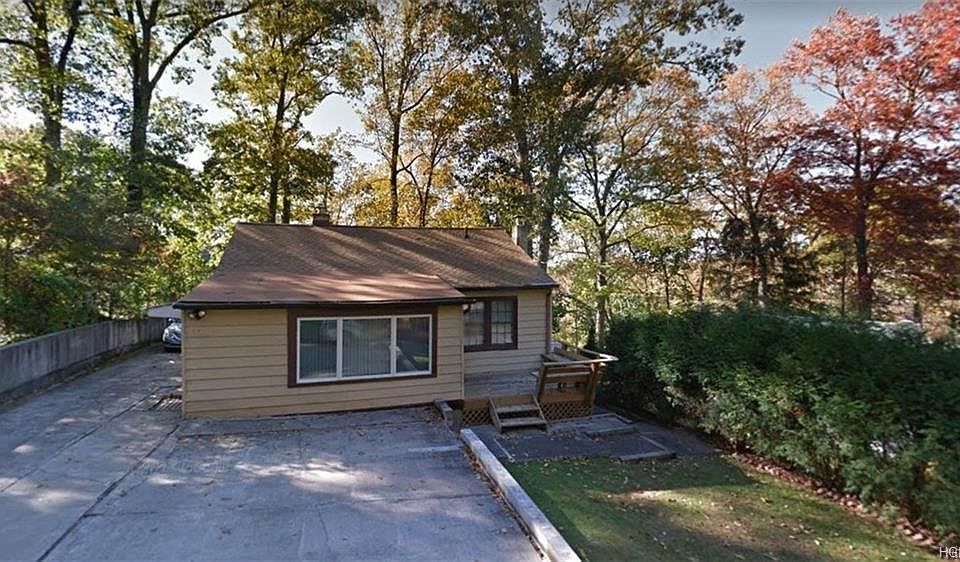 1st image of 3519 Hillside Dr