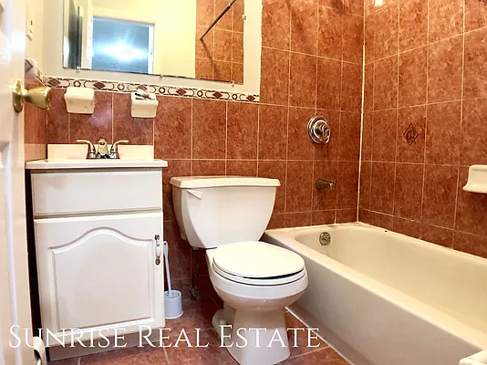 Rented by Sunrise Real Estate | media 59