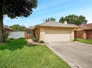1725 Red Bud Ln, Euless, TX 76039