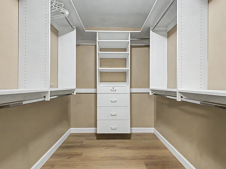 3346 E Cochise Dr — Photo 26