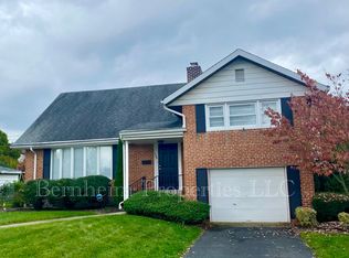 706 Jerome Pl, Reading, PA 19609