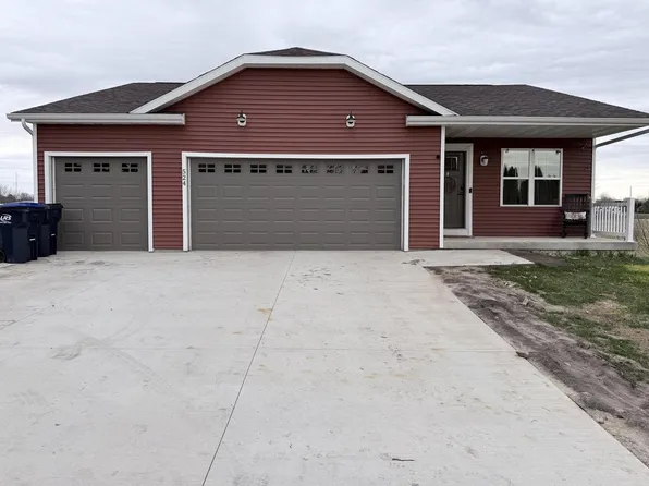 524 S Main Street, Juneau, WI 53039
