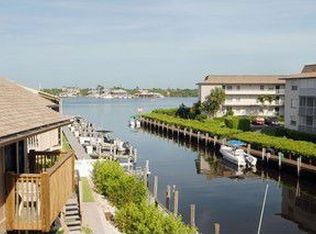 1323 Chesapeake Ave APT 2C, Naples, FL 34102