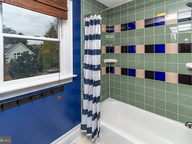 24 Camelia Ct — Photo 36