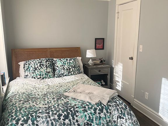3rd image of 3050 W Schubert Ave #2