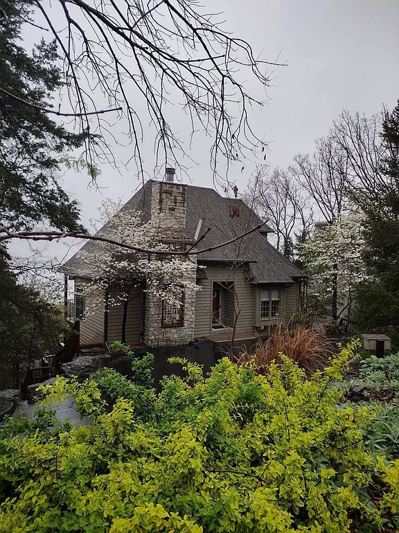 285 Amanda Rd - Property Image
