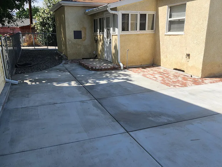 10567 Ohio St — Photo 17