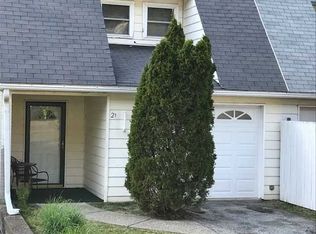 21 Russett, Hyde Park, NY 12601