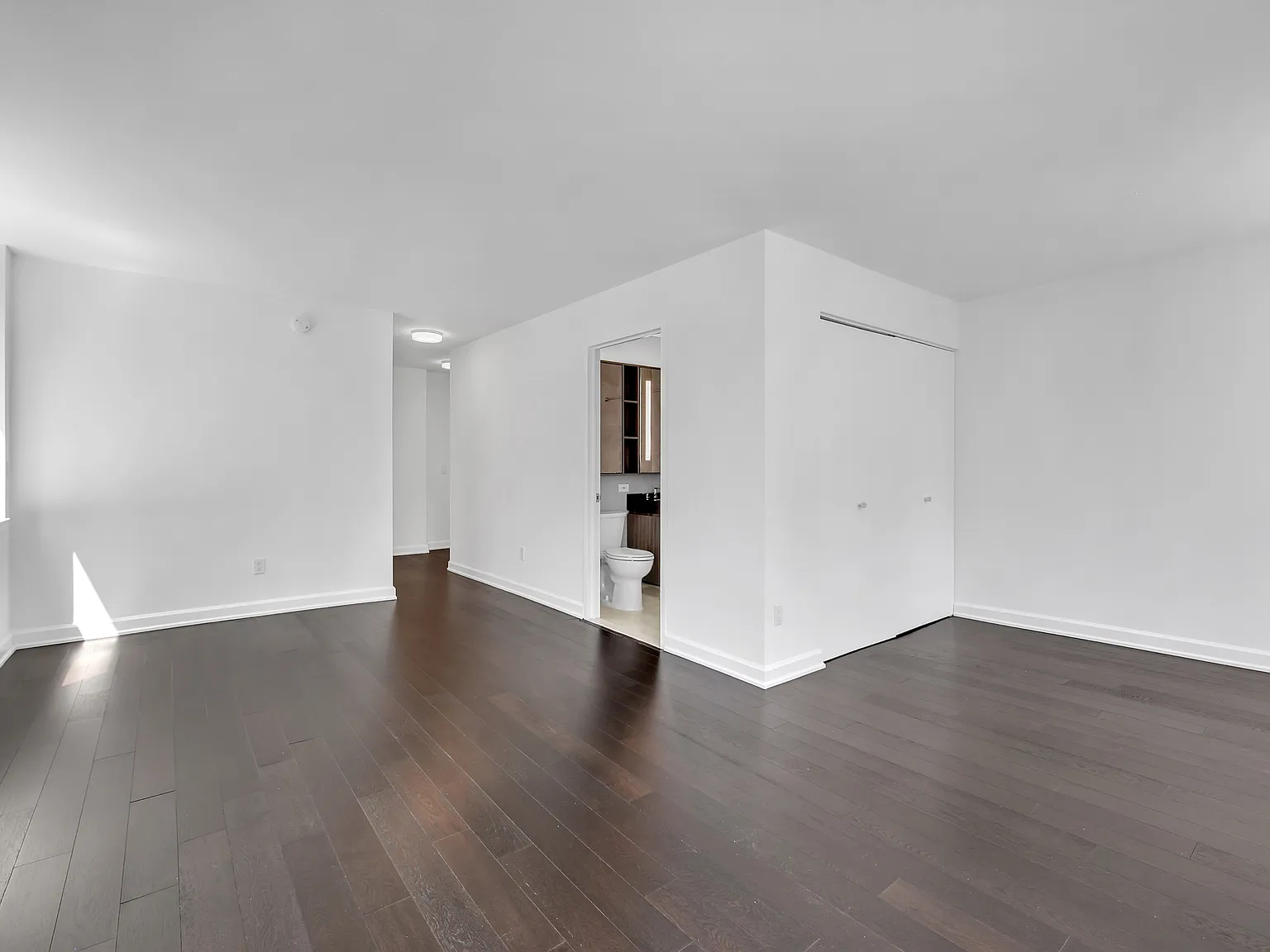 77 West 24th Street — Photo 4