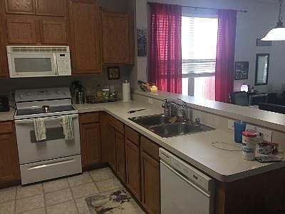 4th image of 13232 Elmhurst Dr