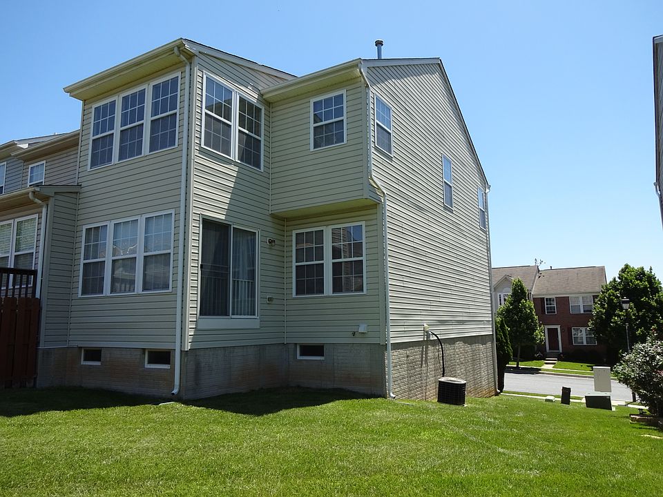 2nd image of 114 Oliver Heights Rd