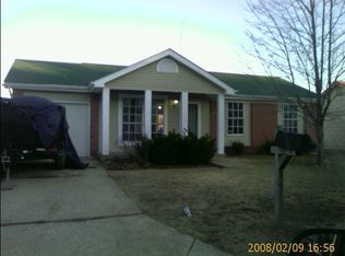 2544 Plymouth Dr, High Ridge, MO 63049